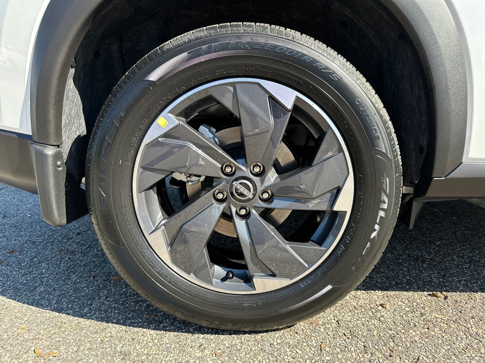 New 2026 White Nissan SV image 17