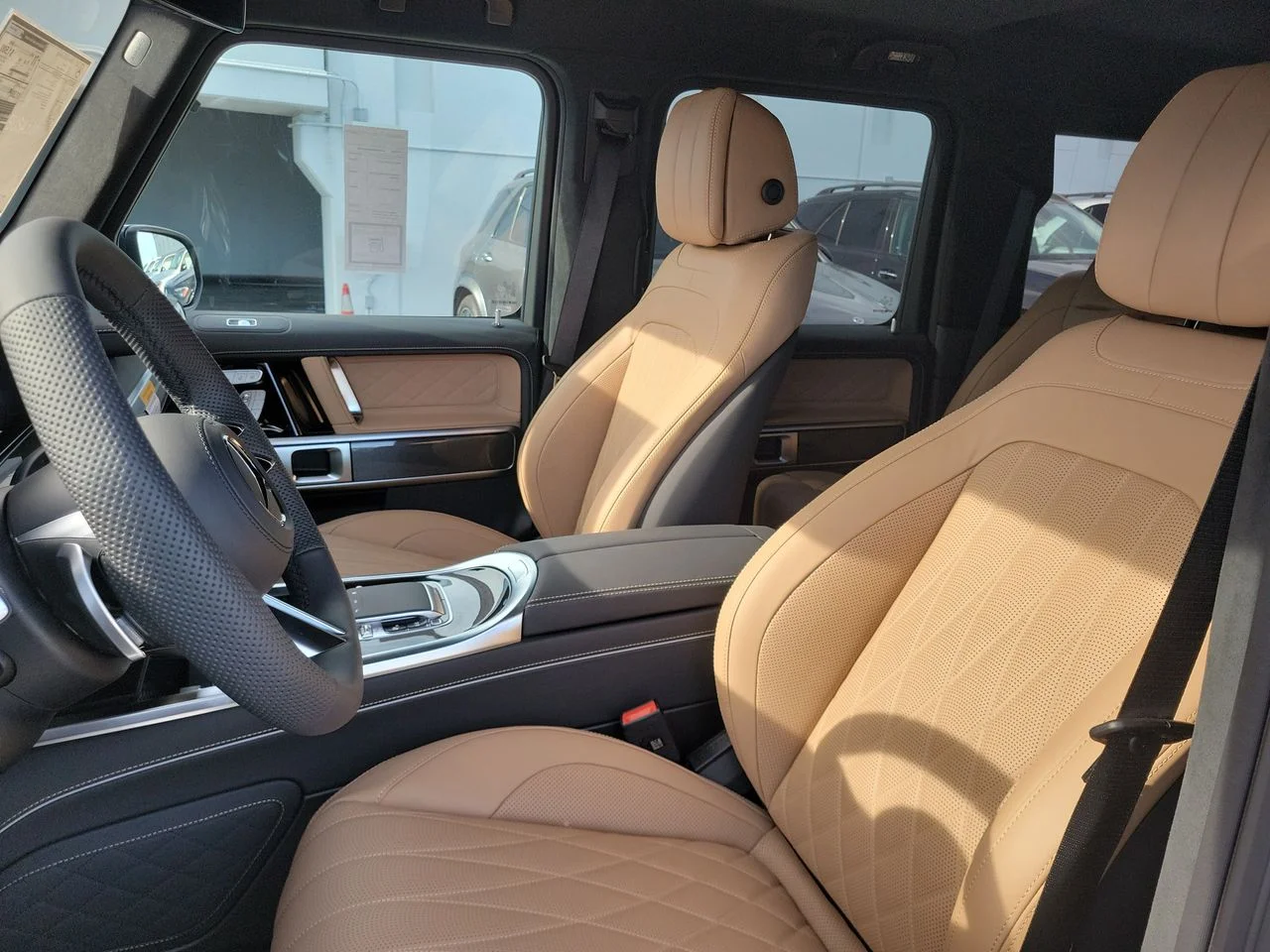 New 2027 Twilight blue Mercedes-Benz G 580 image 23
