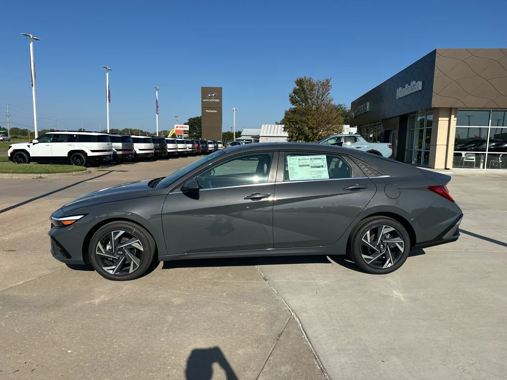 New 2026 Ecotronic Gray Hyundai Limited image 9