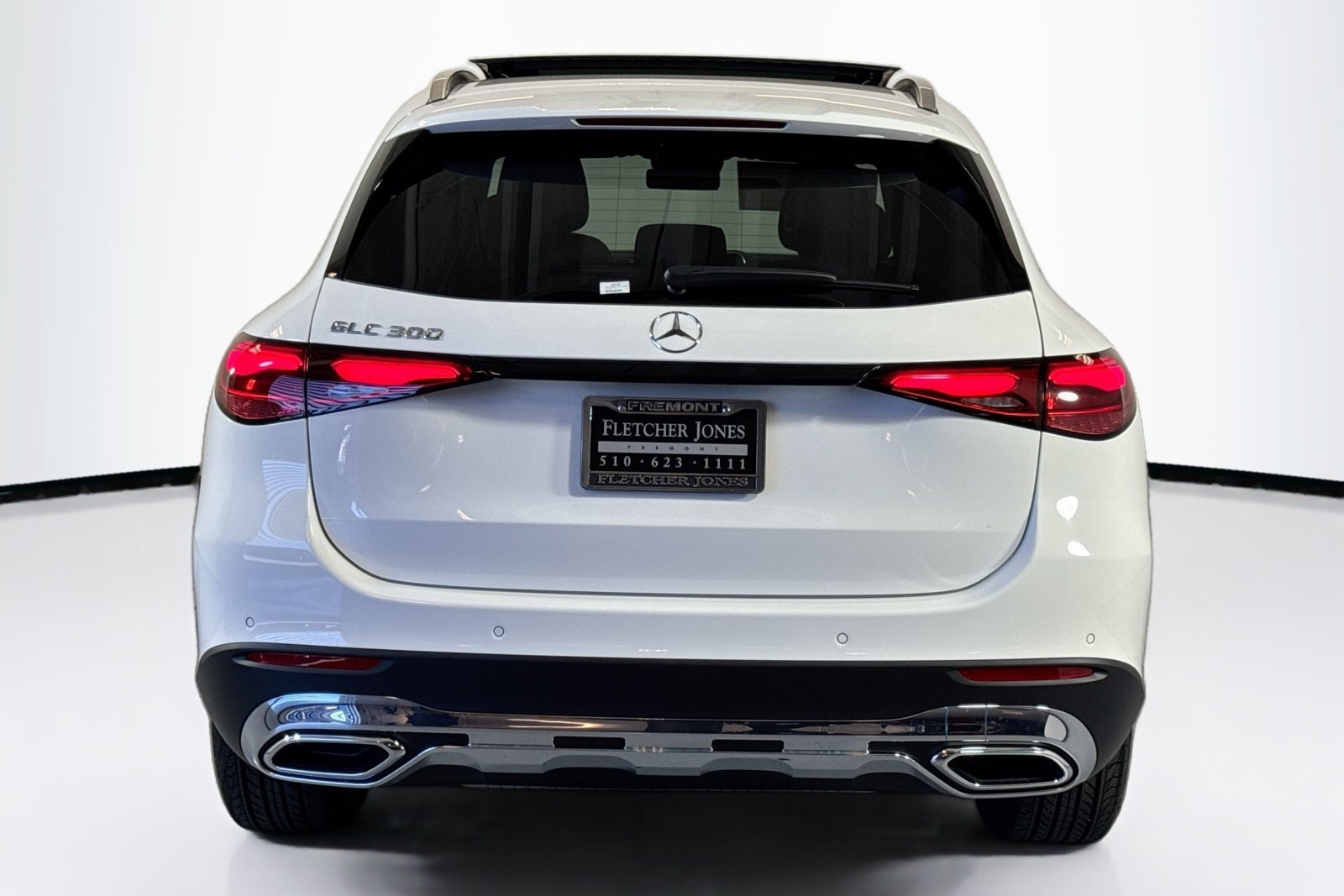 New 2026 Polar White Mercedes-Benz GLC 300 image 6