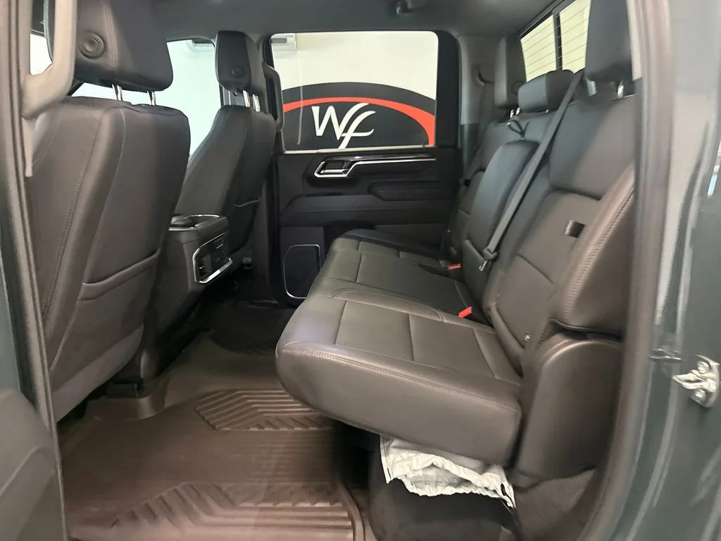Used 2025 Gray Chevrolet LTZ image 15