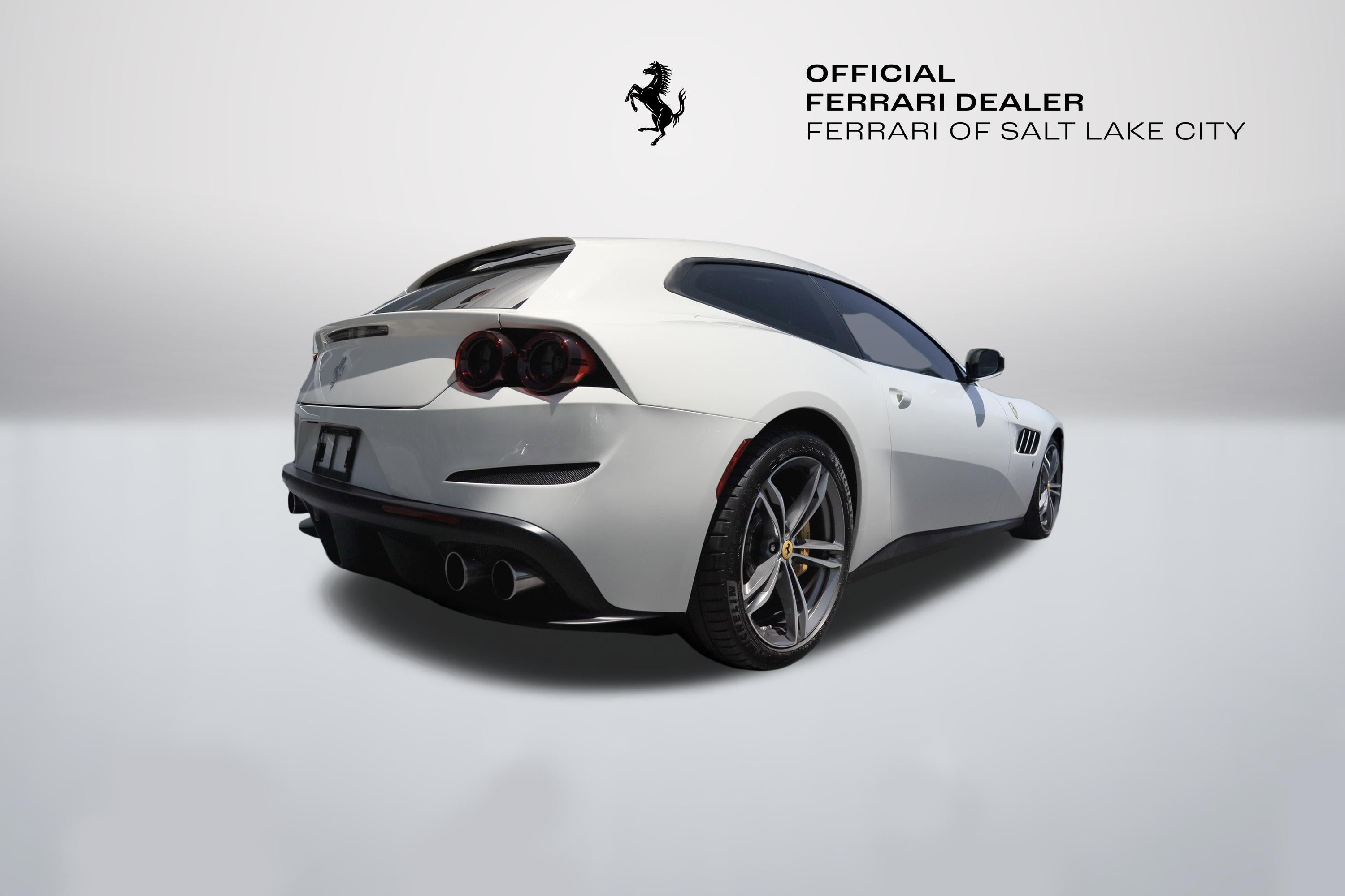 Used 2018 Bianco Avus Ferrari AWD image 6