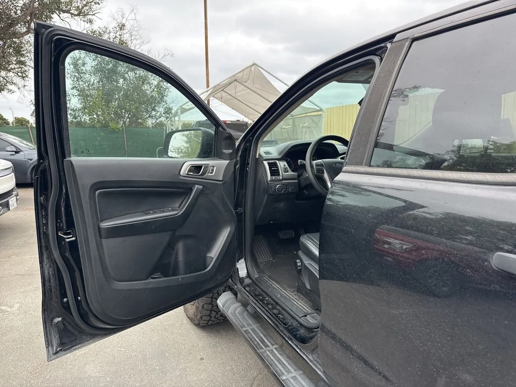 Used 2021 Black Ford XLT image 6