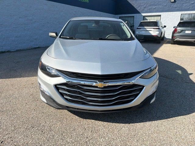 Used 2020 Silver Ice Metallic Chevrolet LS image 8