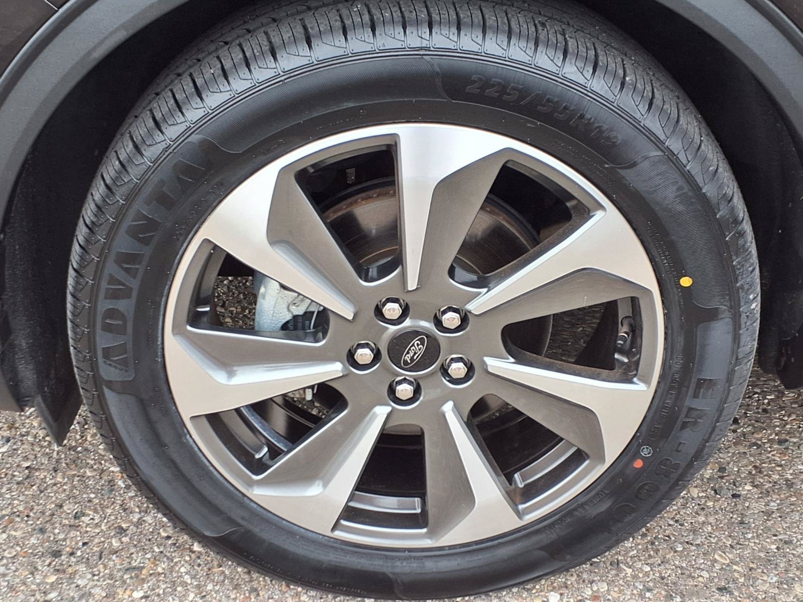 Used 2024 Agate Black Metallic Ford Platinum image 29