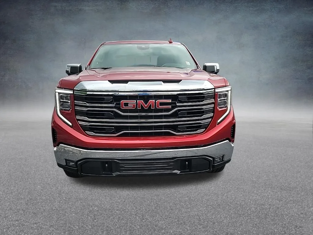 Used 2024 Red GMC SLT image 3