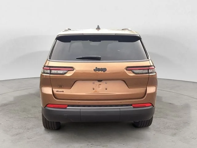 New 2026 Copper Jeep LIMITED 4X4 image 5