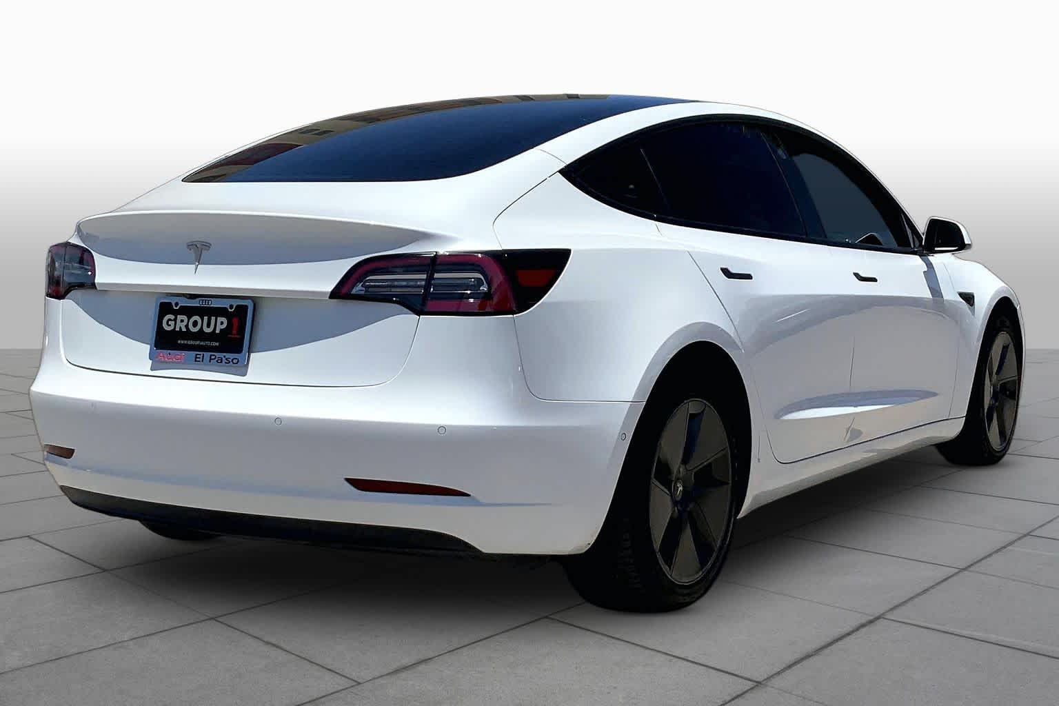 Used 2021 Pearl White Multi-Coat Tesla Standard Range Plus image 11