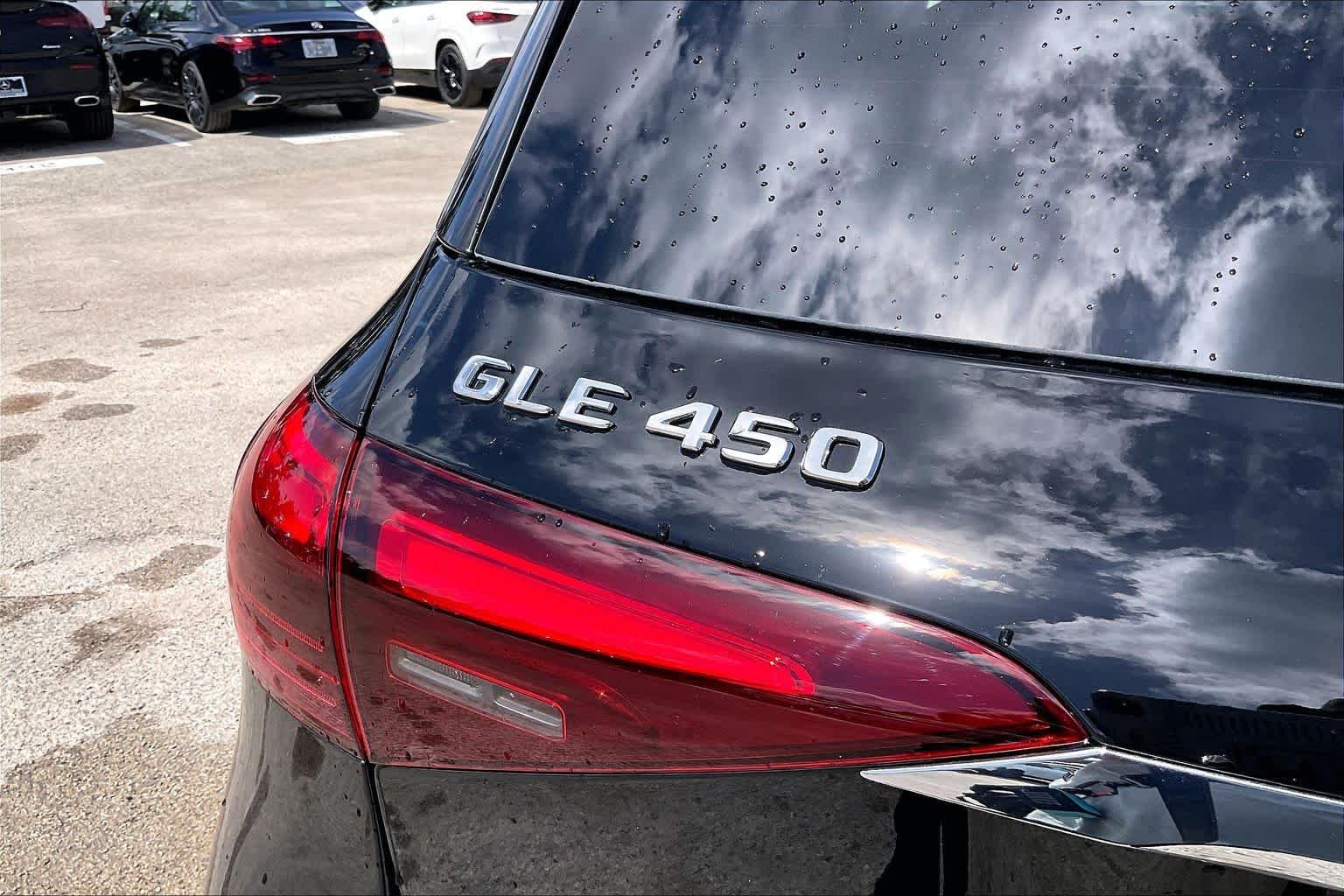 New 2026 Black Mercedes-Benz GLE 450 image 6