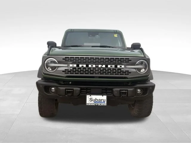 Used 2023 Green Ford Badlands image 2