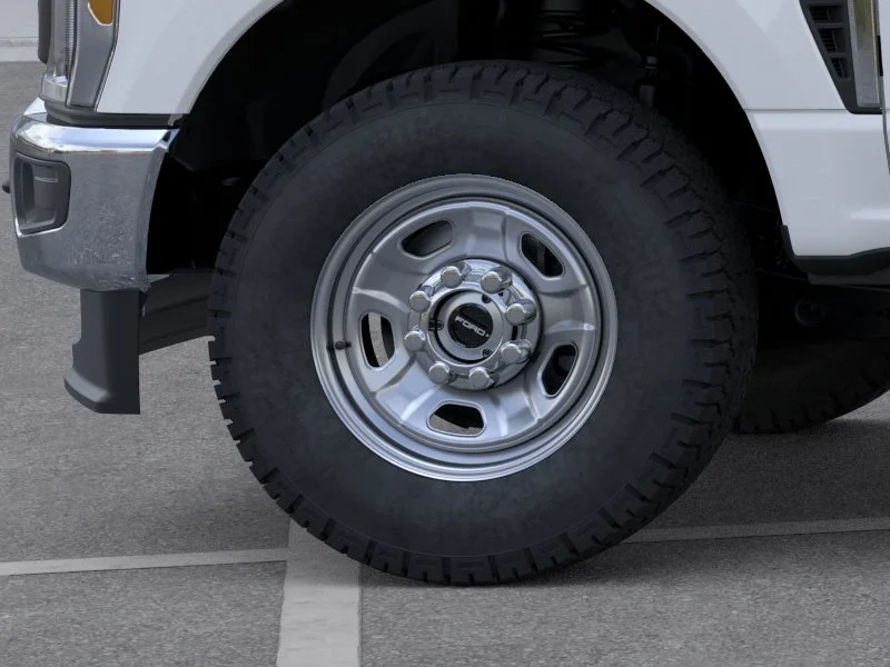 New 2026 Oxford White Ford F-350® XL image 19
