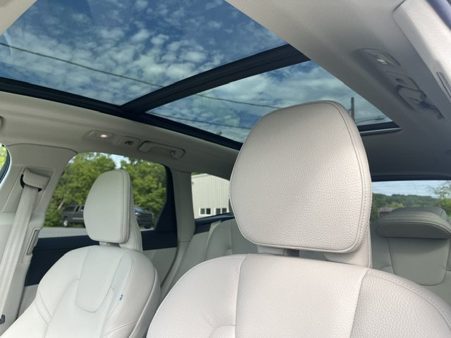 Used 2024 Black Volvo Plus Dark Theme image 7