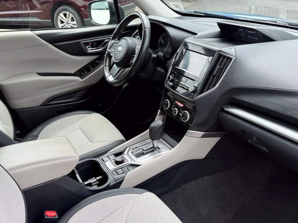 Used 2023 Horizon Blue Pearl Subaru Premium image 31