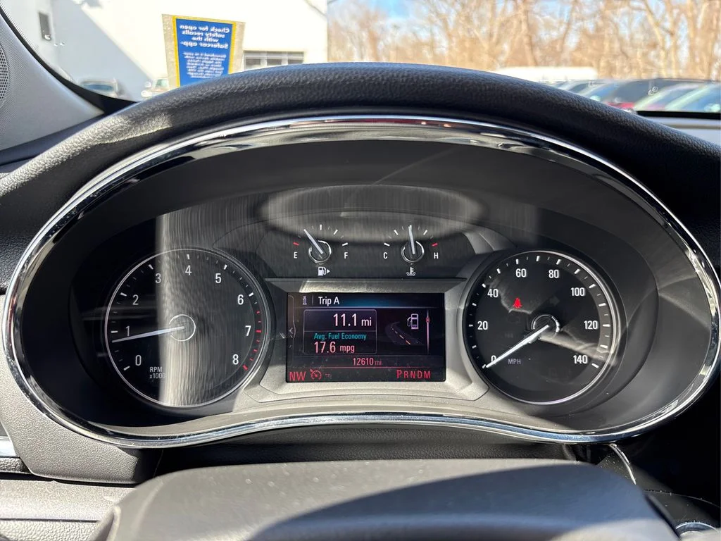 Used 2022 White Buick Preferred image 21
