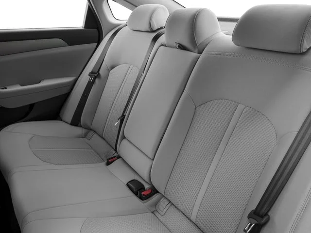 Used 2017 Phantom Black Hyundai SE image 17