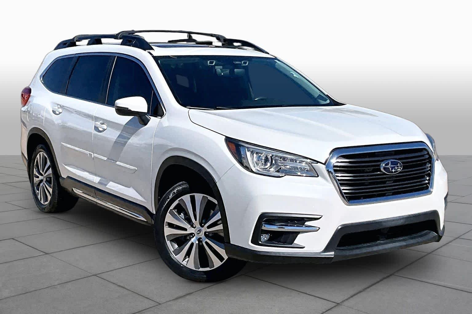 Used 2021 Crystal White Pearl Subaru Limited image 3