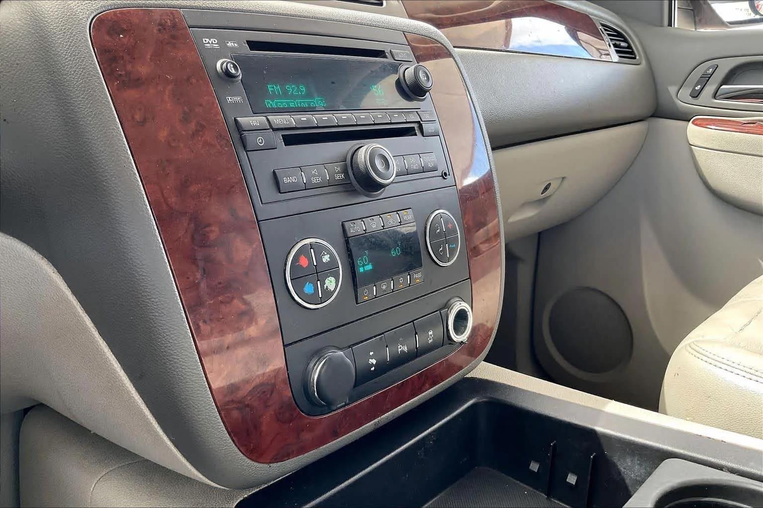 Used 2013 Crystal Red Tintcoat GMC SLT image 31