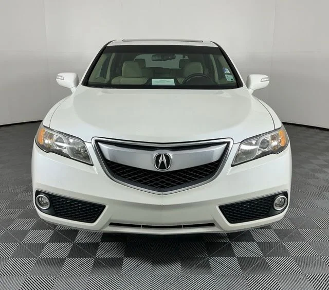 Used 2013 White Diamond Pearl Acura Technology Package image 3