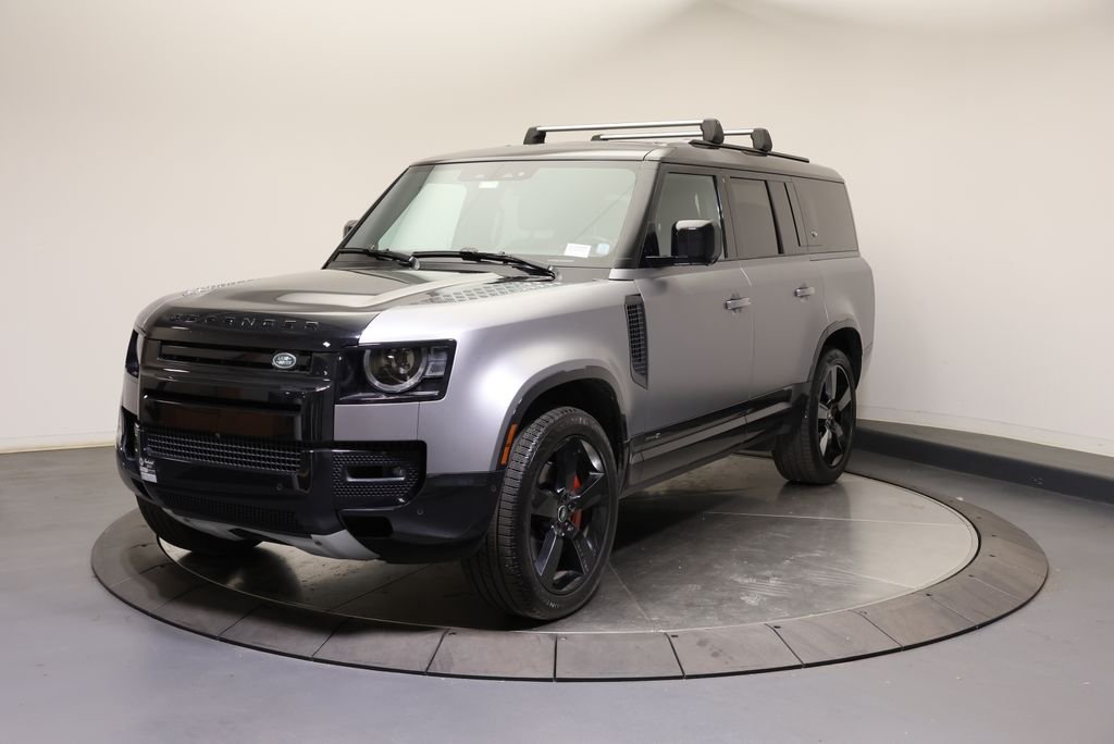 2023 Land Rover Defender X's photo