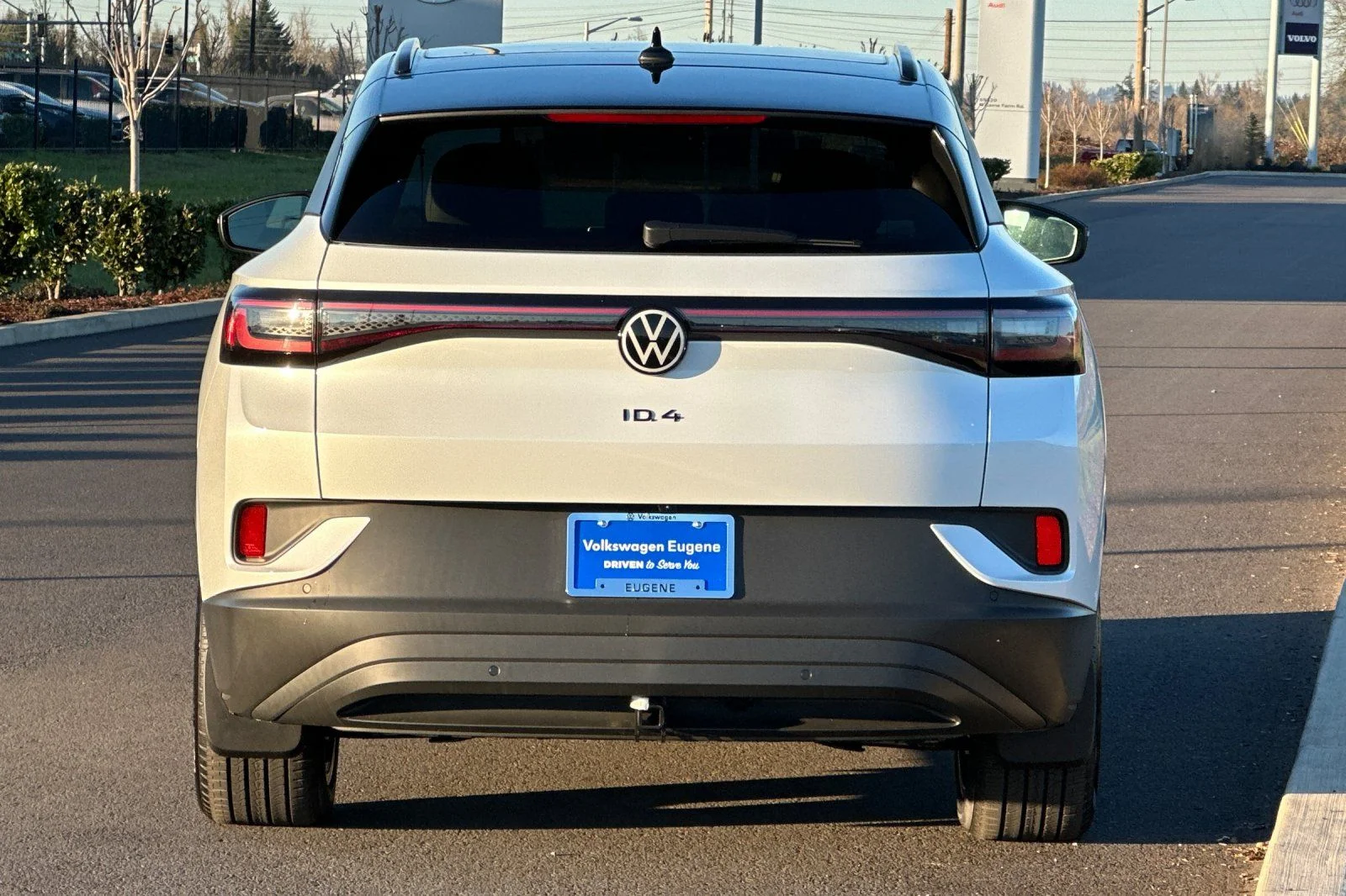 New 2026 White Volkswagen Pro S Plus image 4