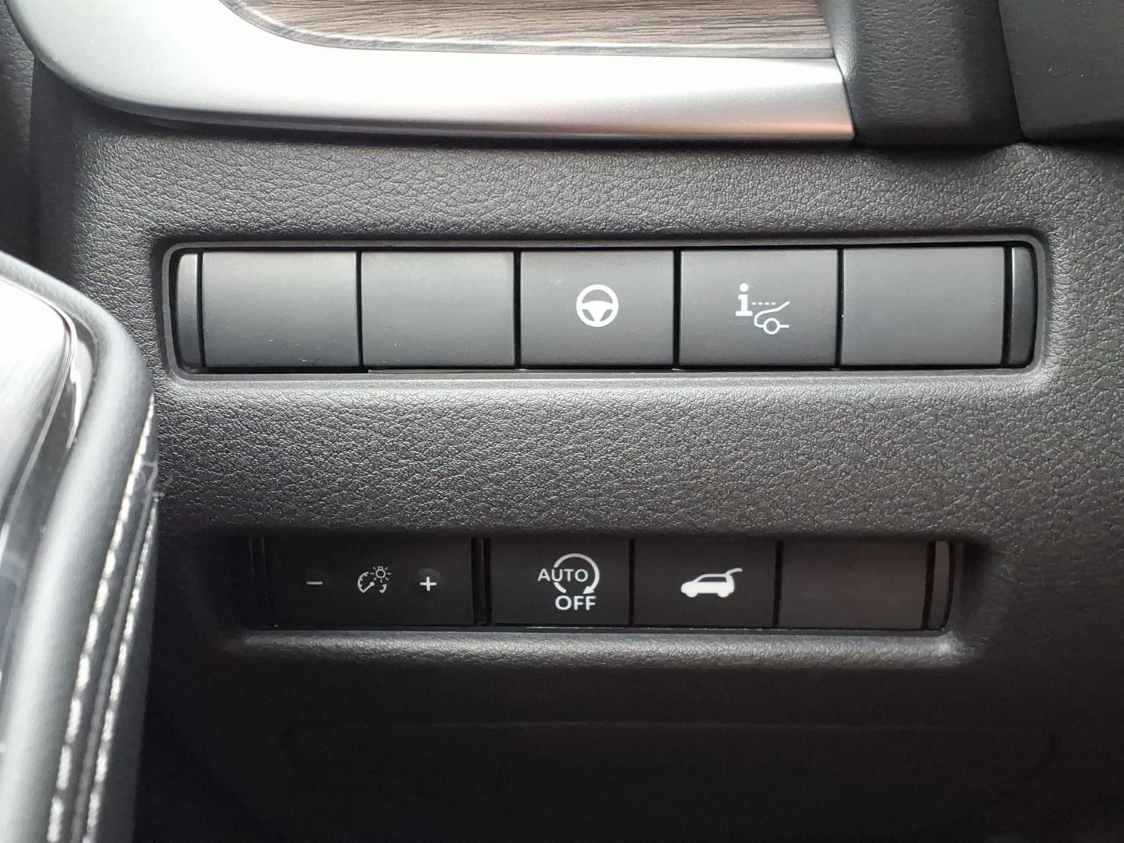 2026 Nissan Rogue Platinum Silver at Robbins Nissan