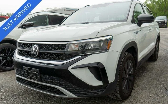 2022 Volkswagen Taos 1.5T S 4Motion's photo