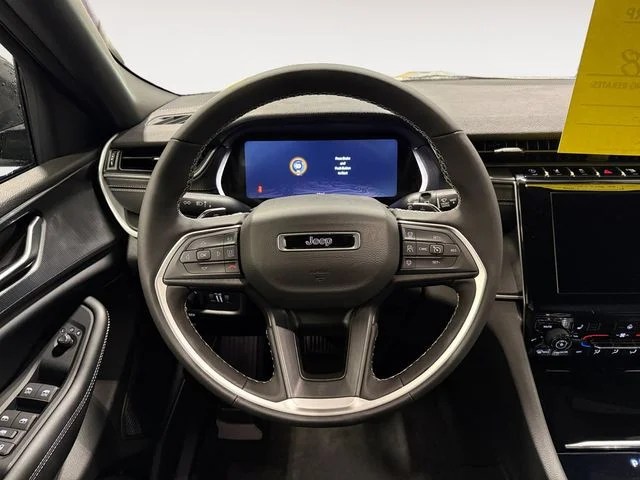 2025 Jeep Grand Cherokee Altitude - Photo 12
