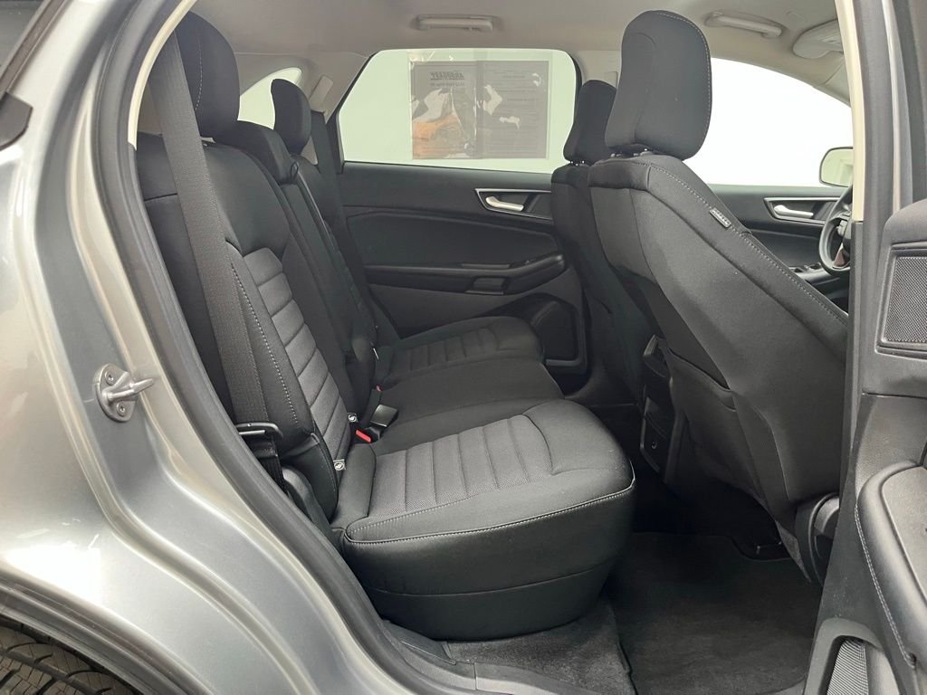 2022 Ford Edge SE - Photo 35