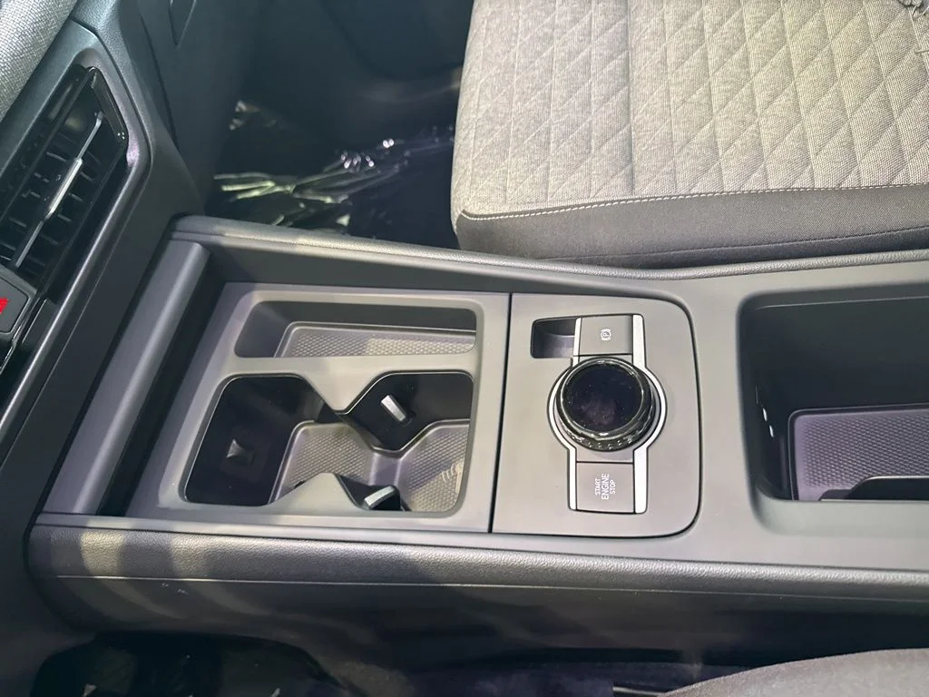 2026 Volkswagen Tiguan SE - Photo 19