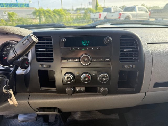 Used 2013 Summit White Chevrolet Work Truck image 17