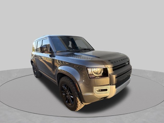 Used 2023 Gray Land Rover S image 3