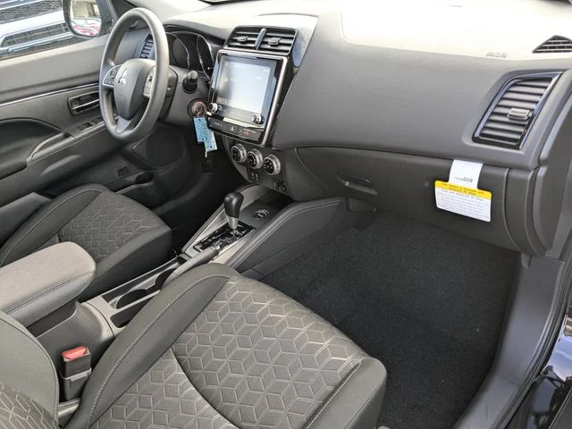 New 2027 Black Mitsubishi ES image 13