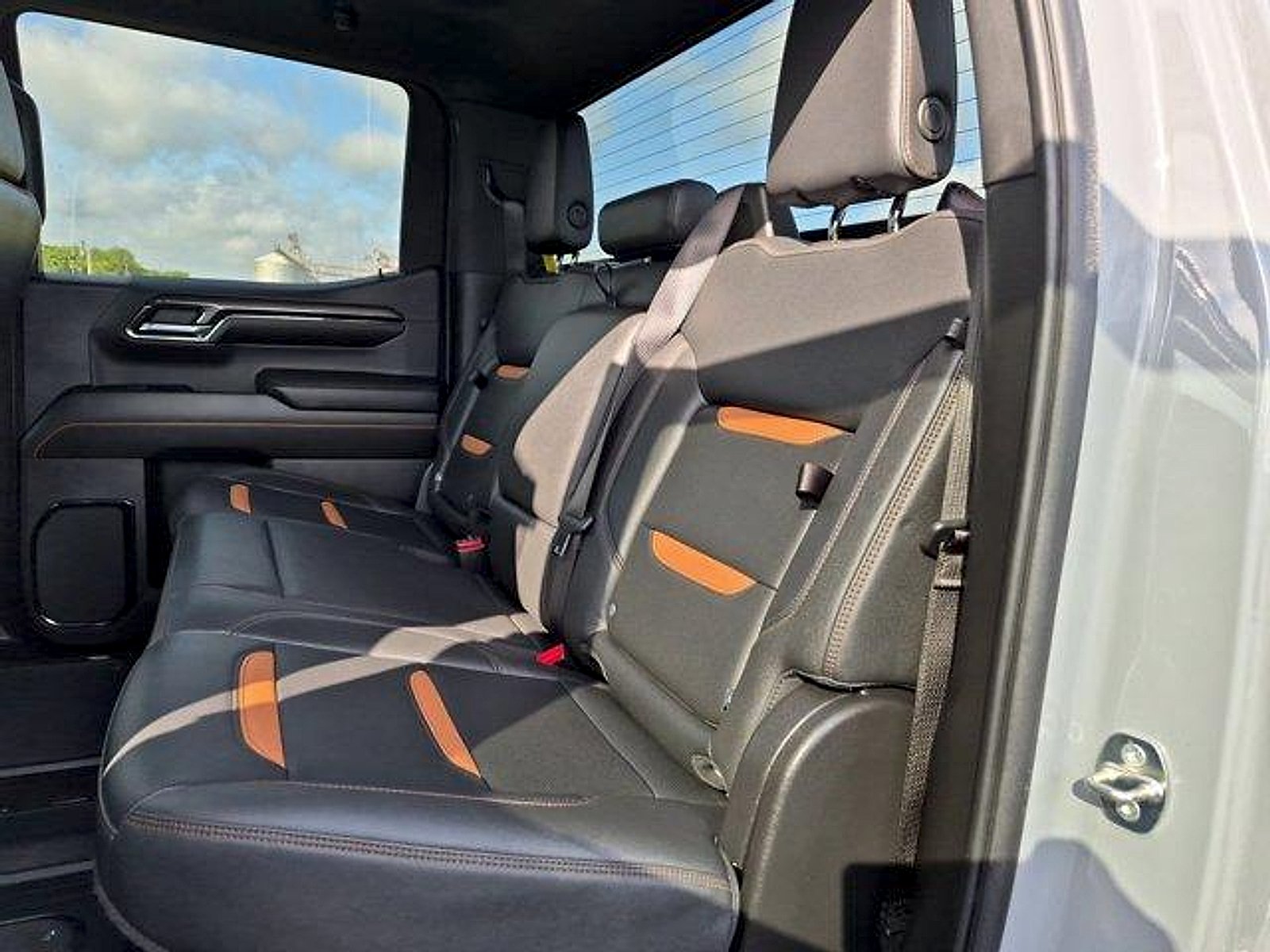 2024 GMC Sierra 1500 AT4 - Photo 24