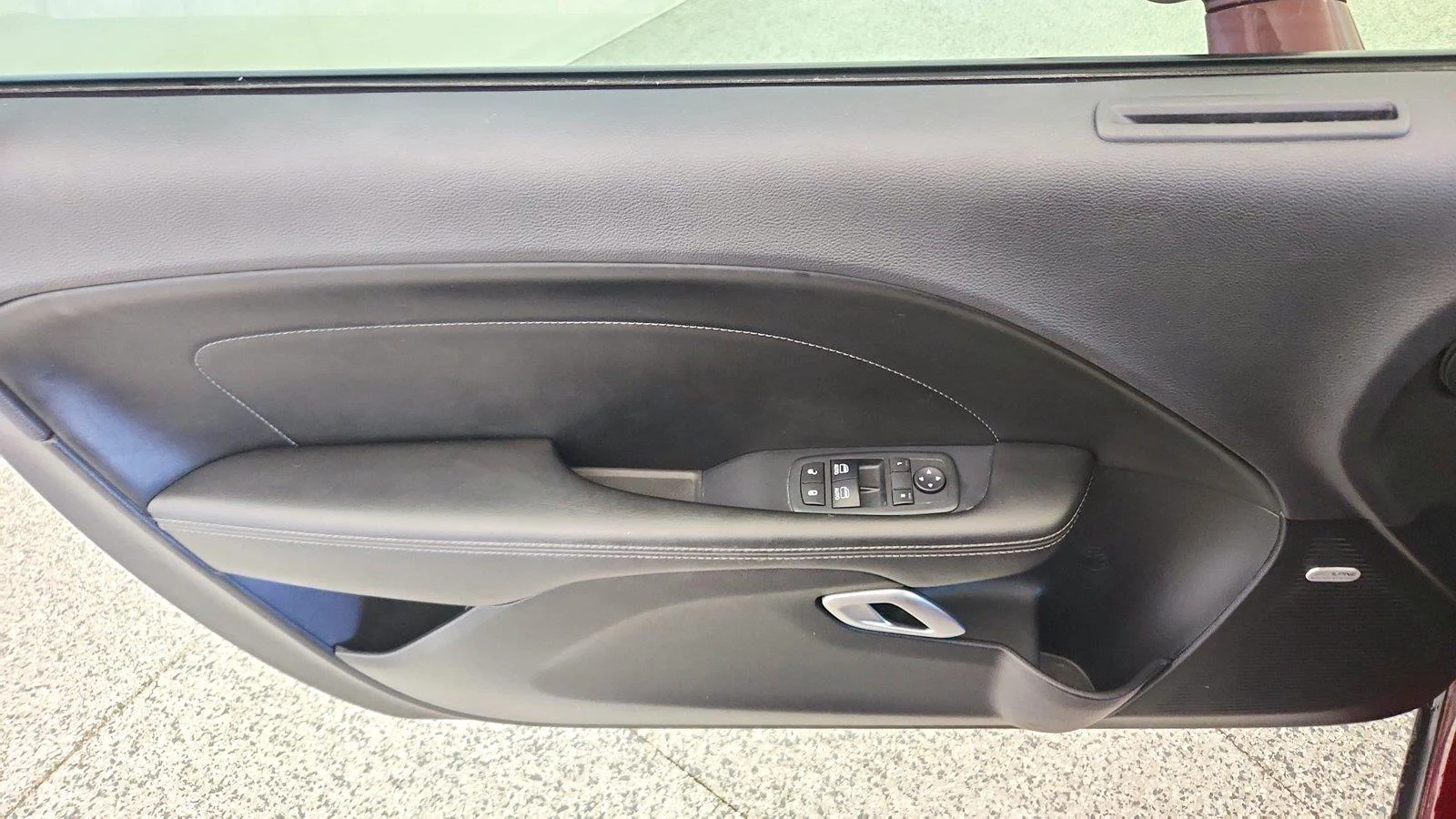 Used 2017 Octane Red Pearlcoat Dodge SXT Plus image 24