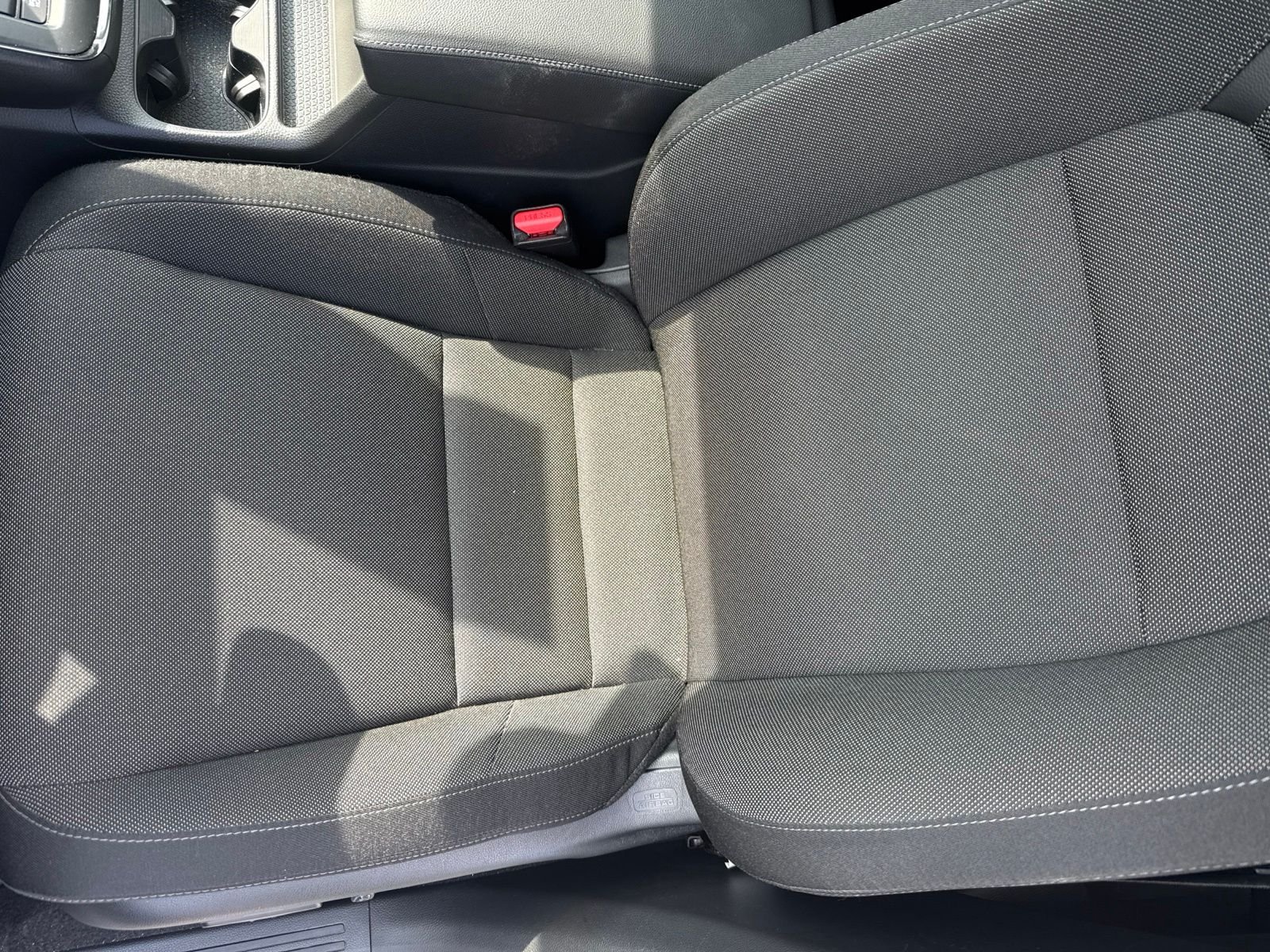 Used 2025 Silver Honda EX image 6