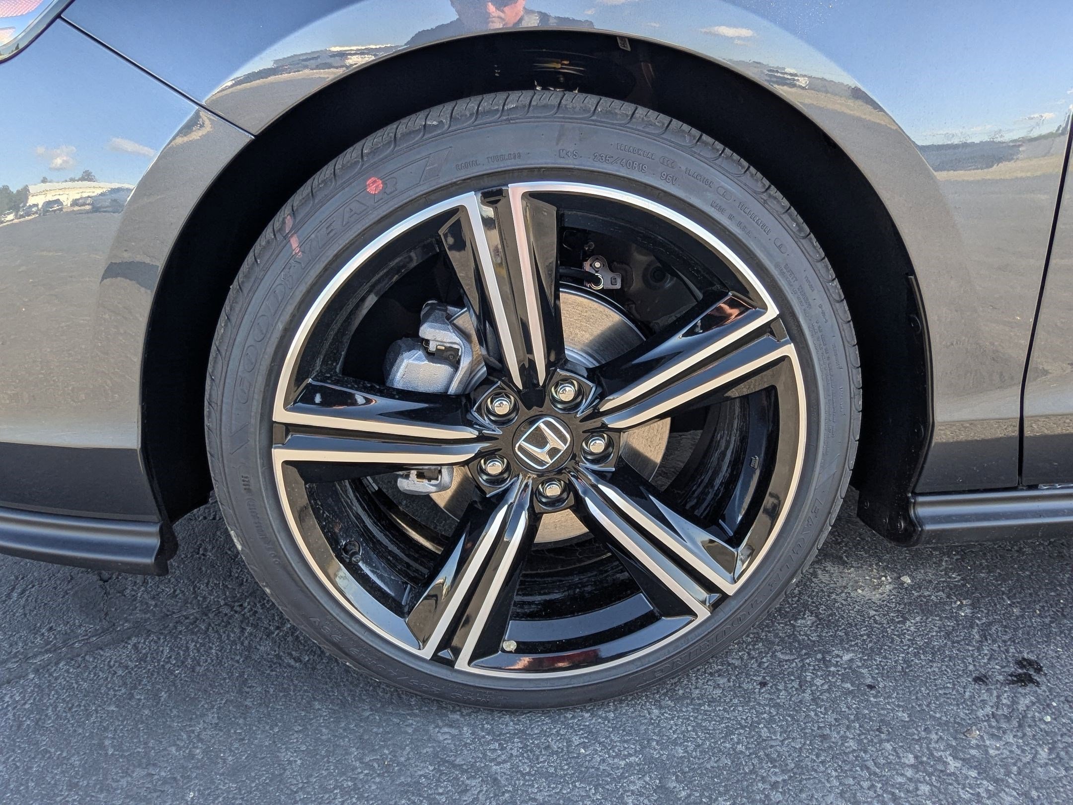 New 2026 Meteorite Gray Metallic Honda SE image 17