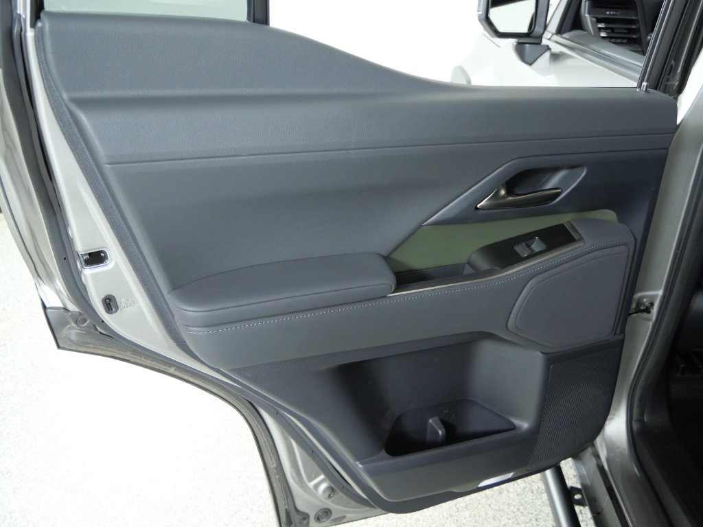Used 2024 Silver Lexus 550 Overtrail image 26