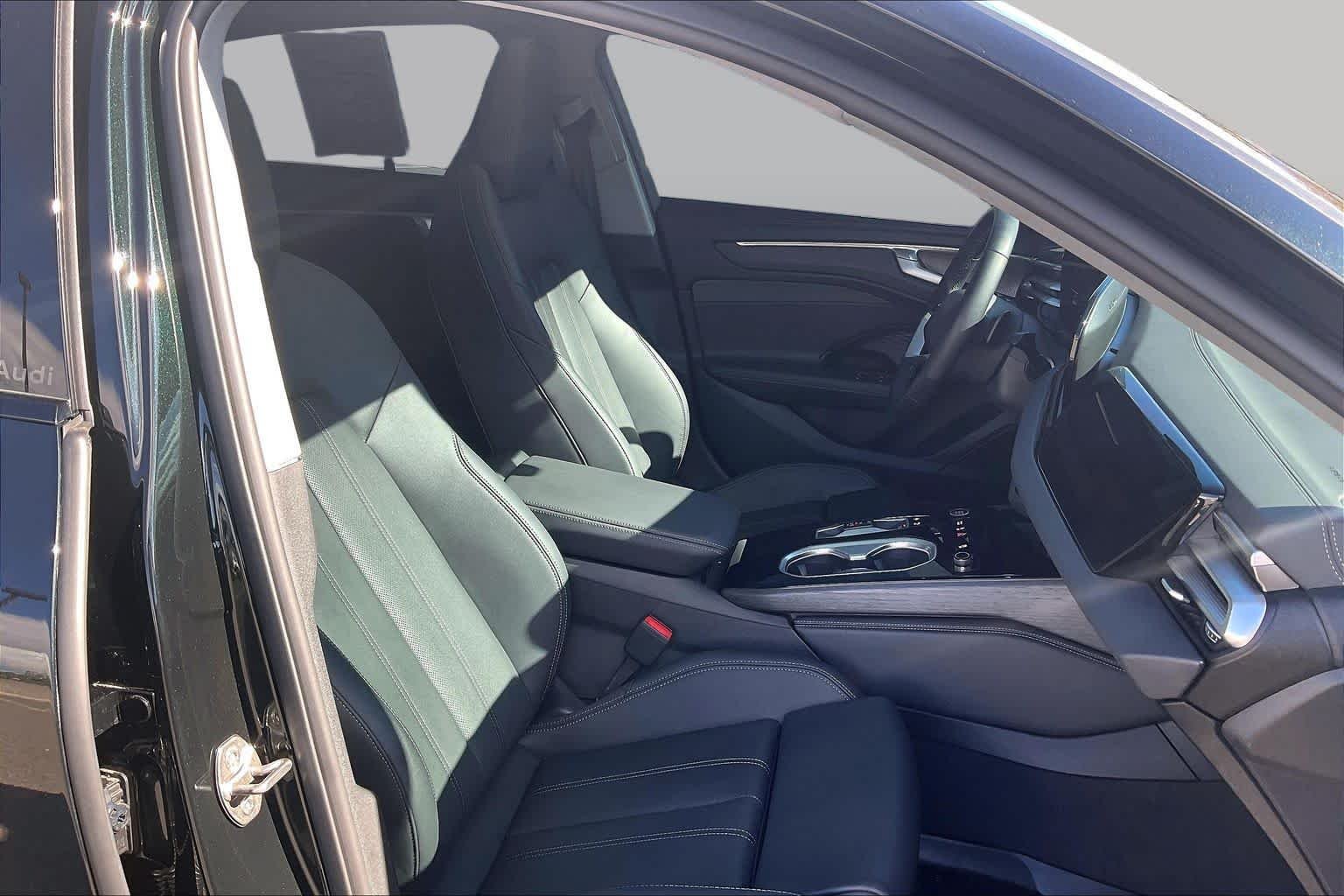 Used 2026 DARK GREEN Audi Prestige image 9