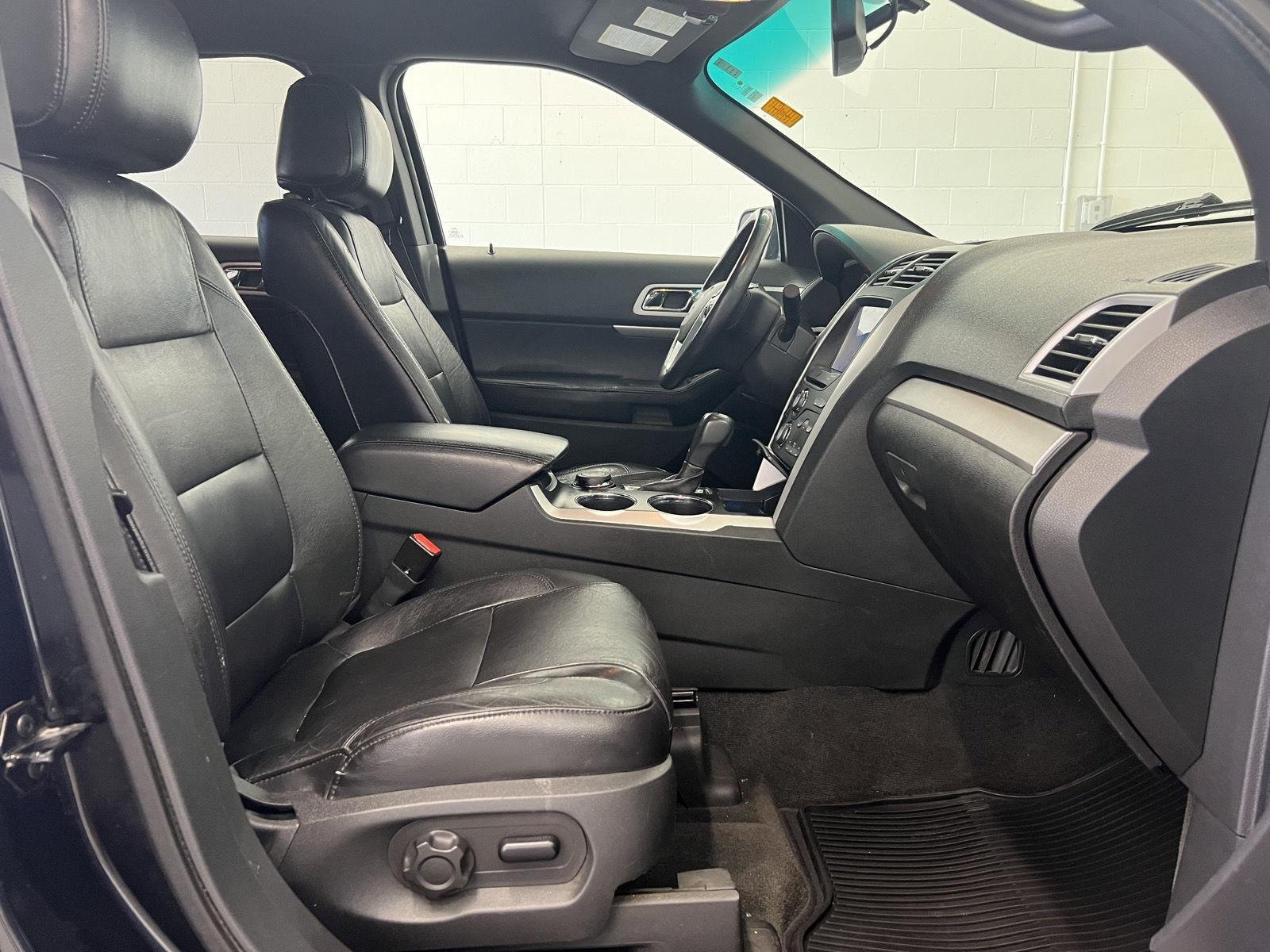 2011 Ford Explorer XLT - Photo 27