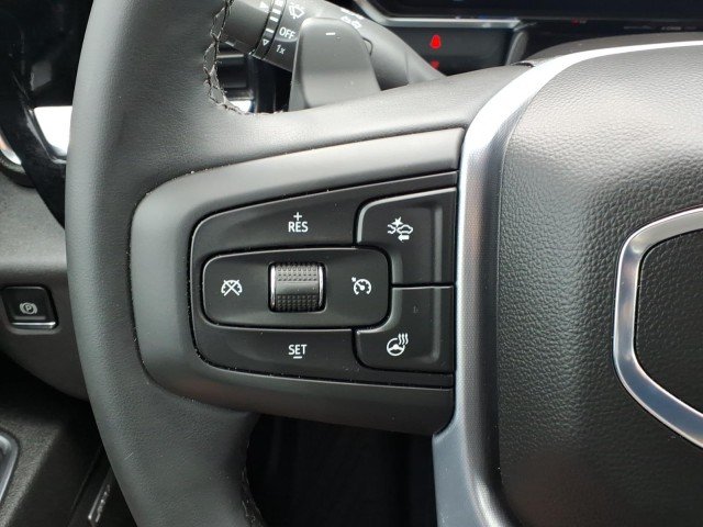 Used 2026 Onyx Black GMC SLT image 18