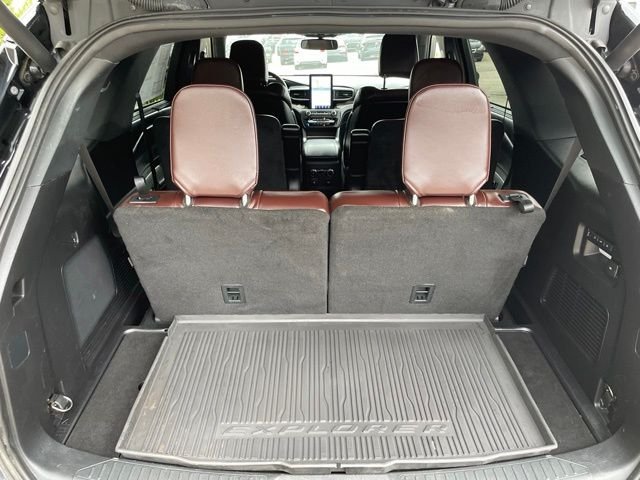 Certified Used 2020 Black Metallic Ford Platinum image 55