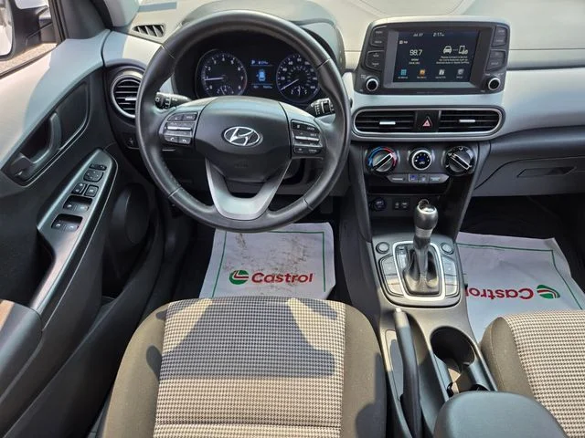 Used 2021 White Hyundai SEL image 13