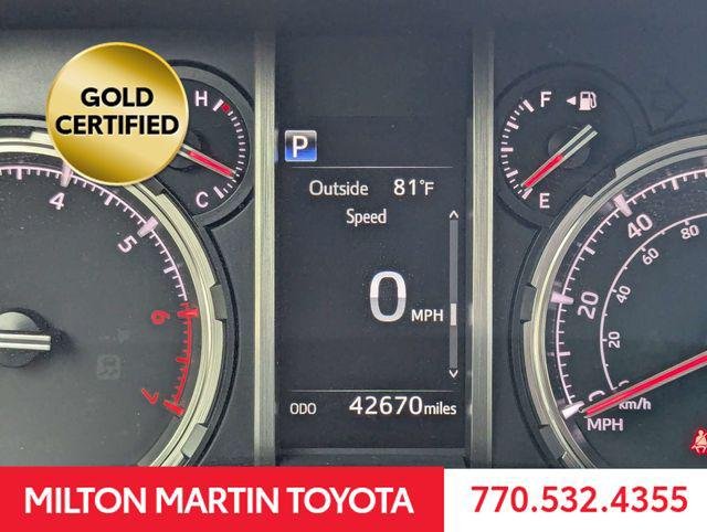 Certified Used 2023 CLASSIC SILVER METALLIC Toyota  image 24