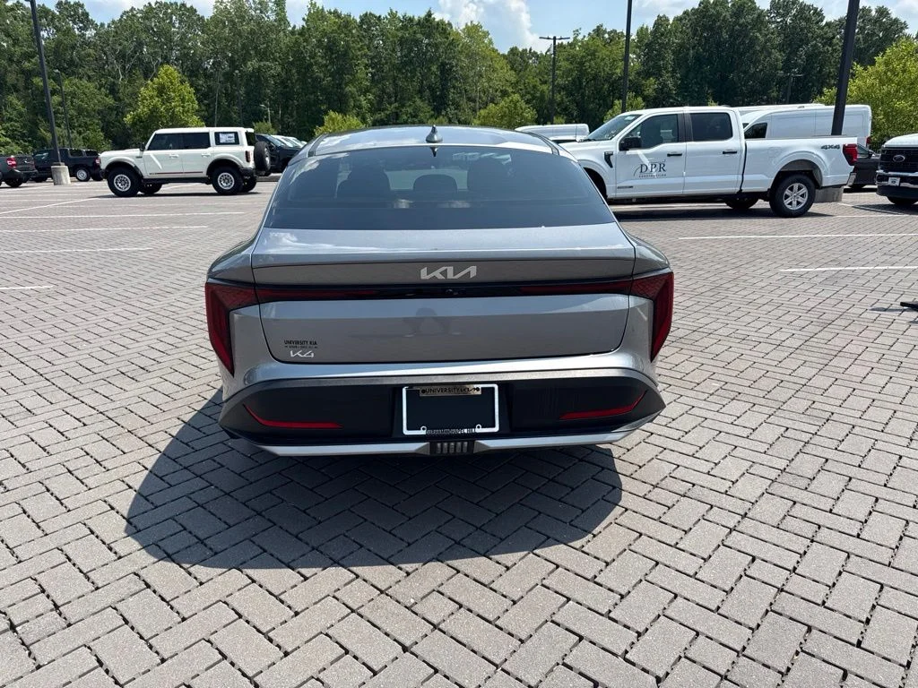 Used 2025 Gray Kia LXS image 6