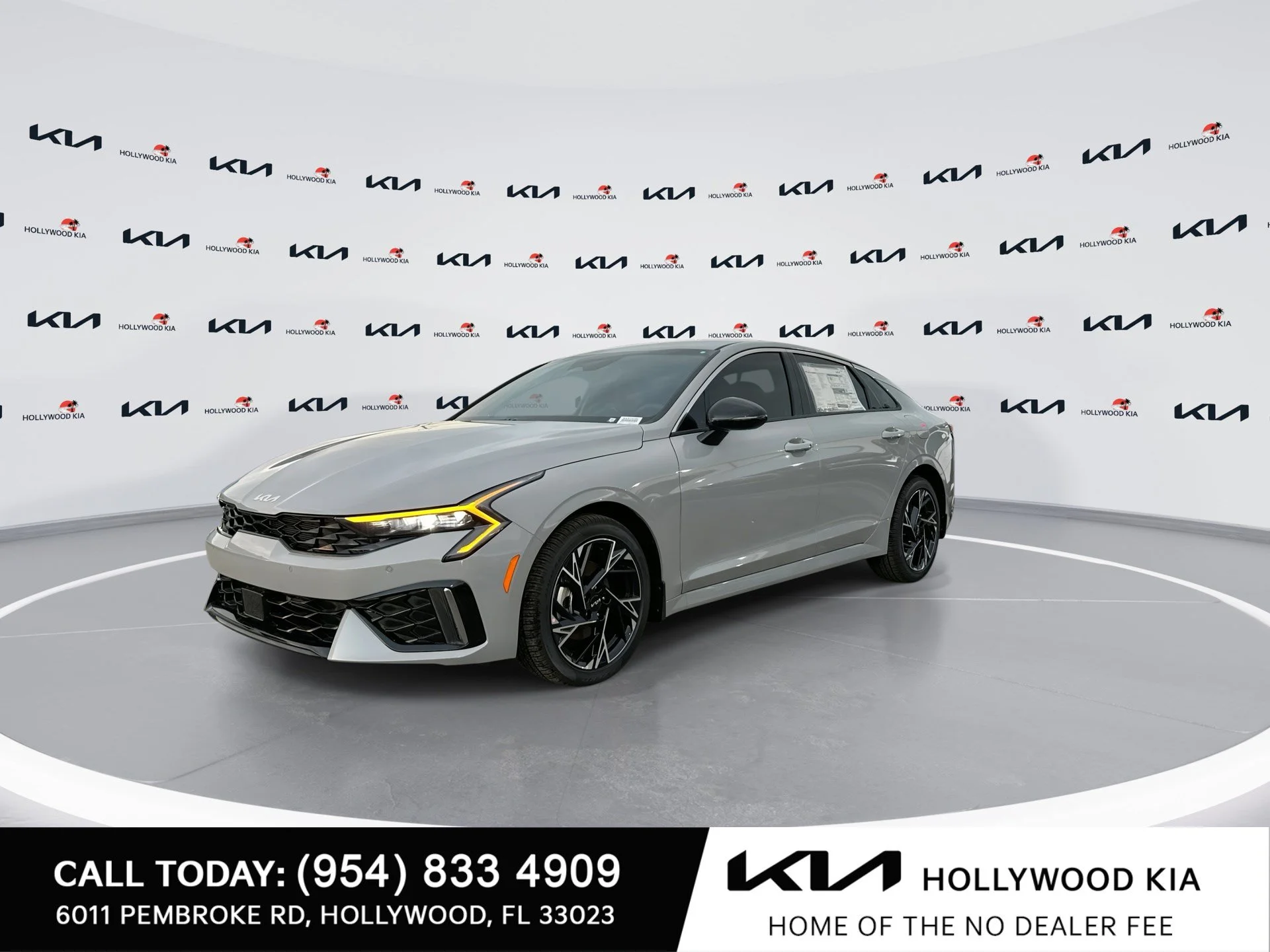 New 2026 Wolf Gray Kia GT-Line FWD image 4