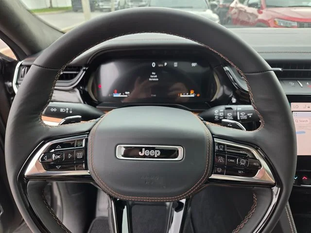 New 2026 Baltic Gray Metallic Clear-Coat Exterior Paint Jeep Summit image 29