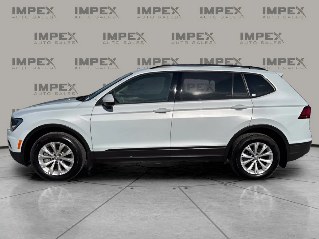 Used 2019 Silver Volkswagen 2.0T S image 2