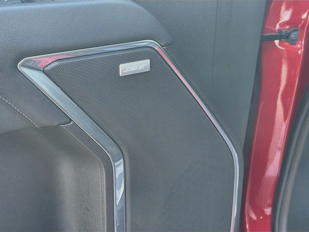 Used 2024 Volcanic Red GMC Elevation image 19