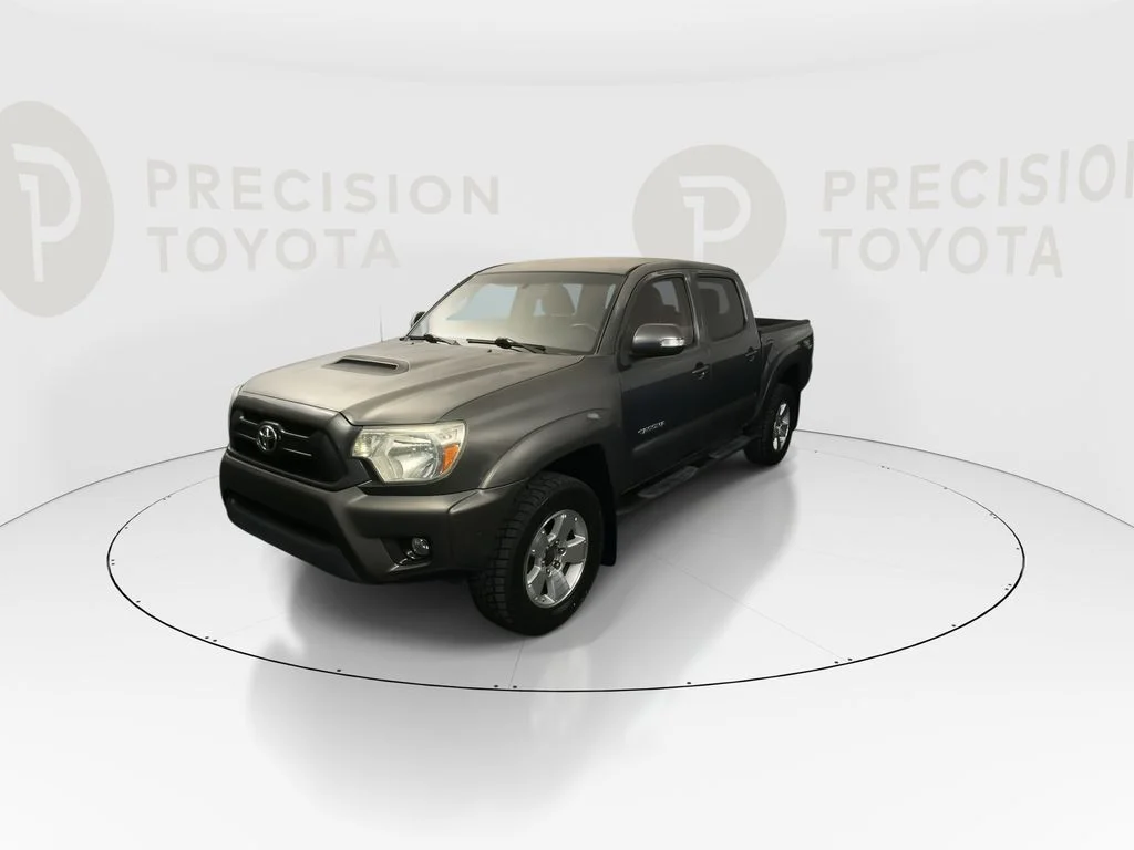 Used 2013 Magnetic Gray Metallic Toyota Base image 7