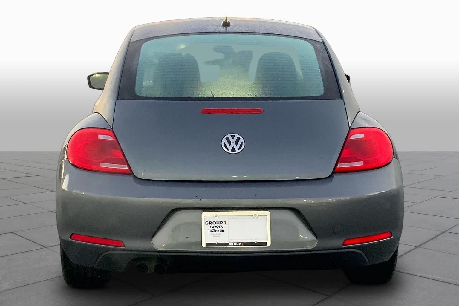 Used 2012 Platinum Gray Metallic Volkswagen 2.5L w/Sound/Nav PZEV image 5